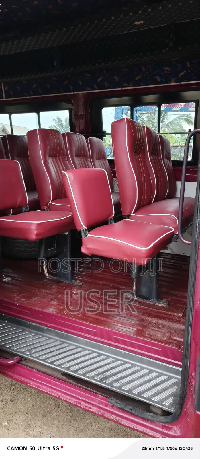 Mercedes-Benz Sprinter 2012