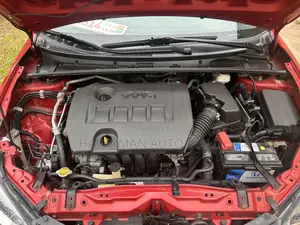 Toyota Corolla LE Eco 4dr Sedan (1.8L 4cyl CVT) 2016 Red