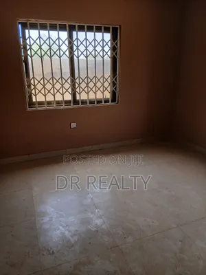 1bdrm Apartment in West Hills Mall for rent