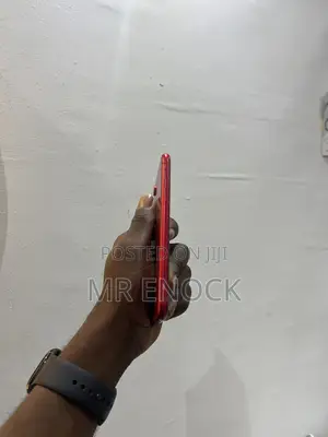 Apple iPhone XR 64 GB Red
