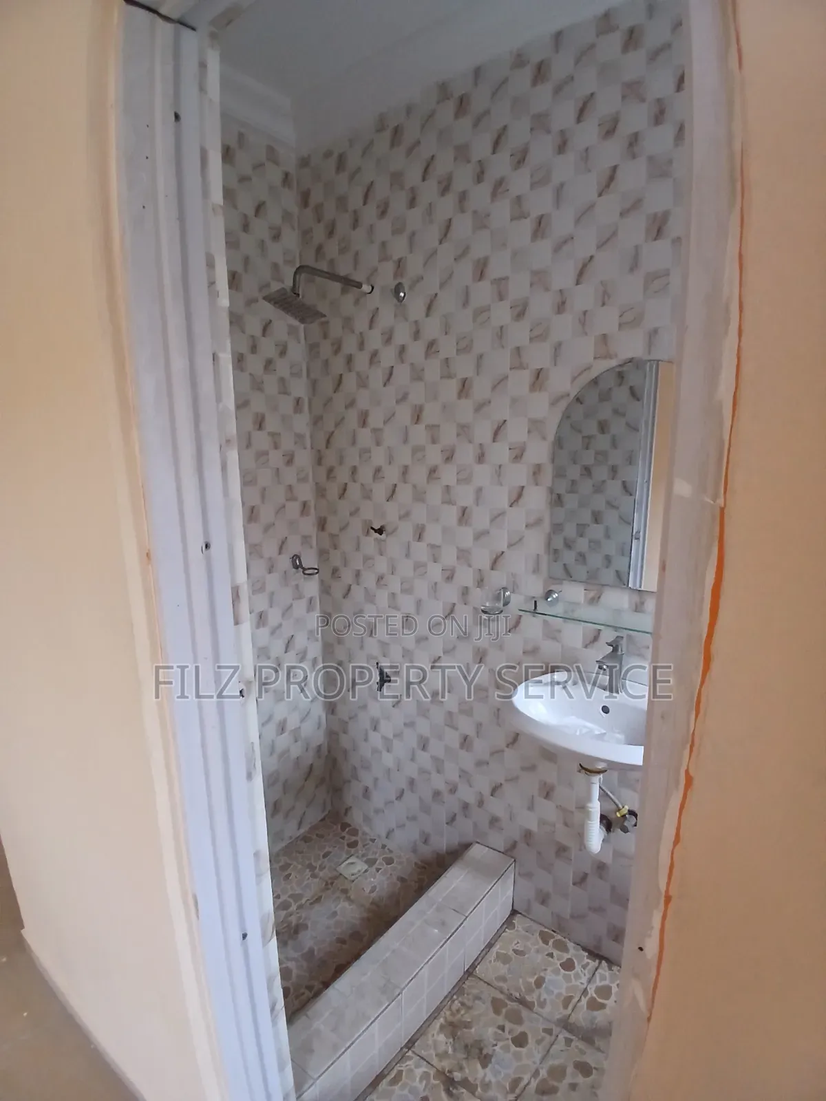 2bdrm Apartment in North Legon for rent