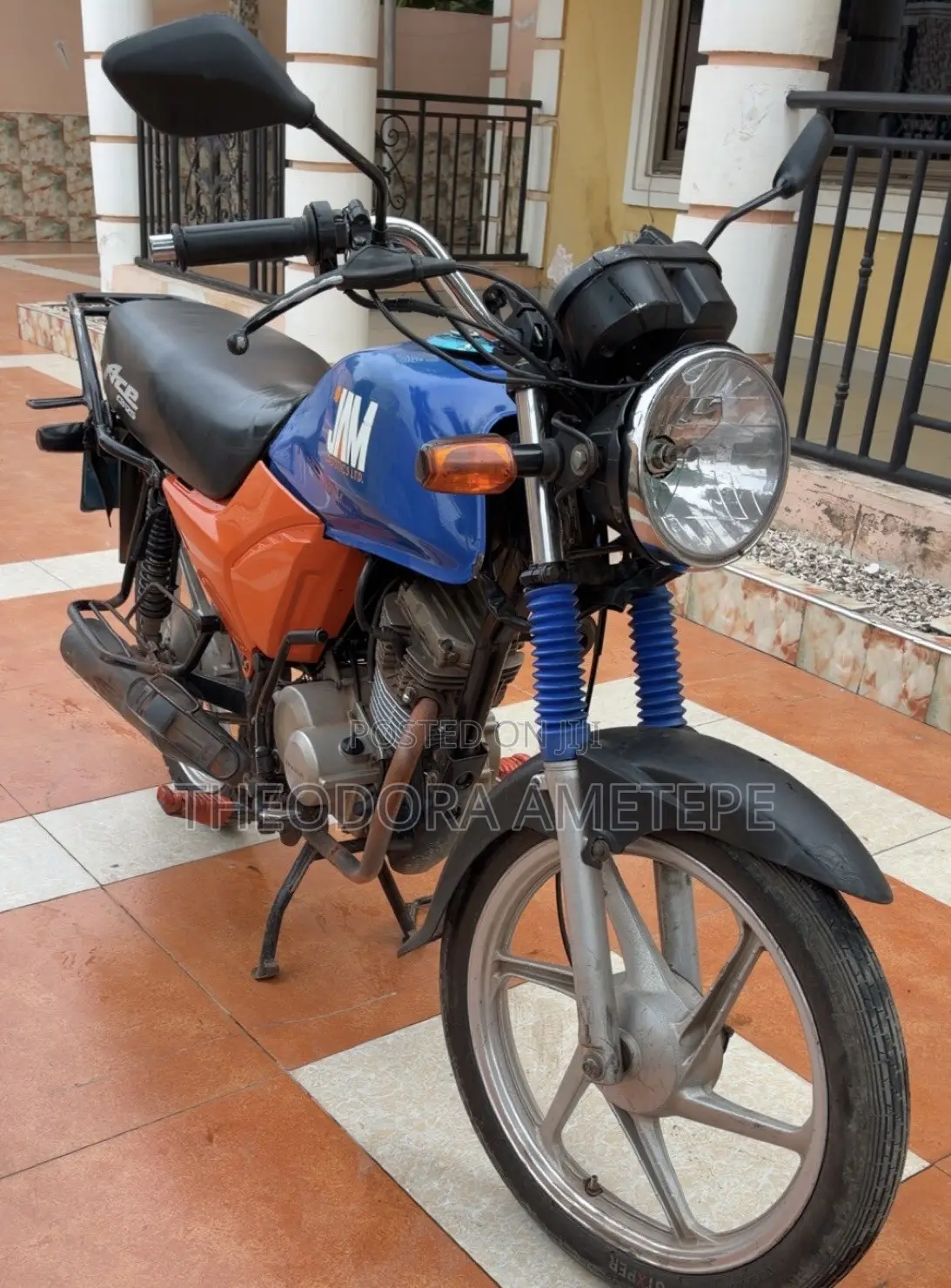 Honda CB 2024 Blue