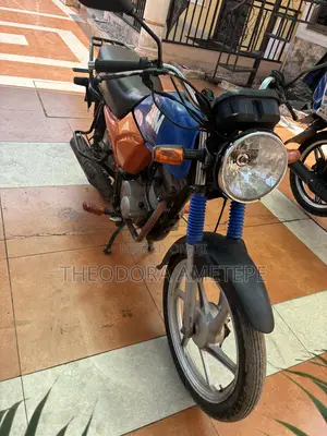 Honda CB 2024 Blue