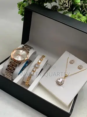 Ladies Jewelry Set