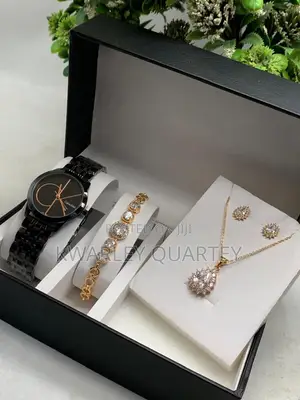 Ladies Jewelry Set