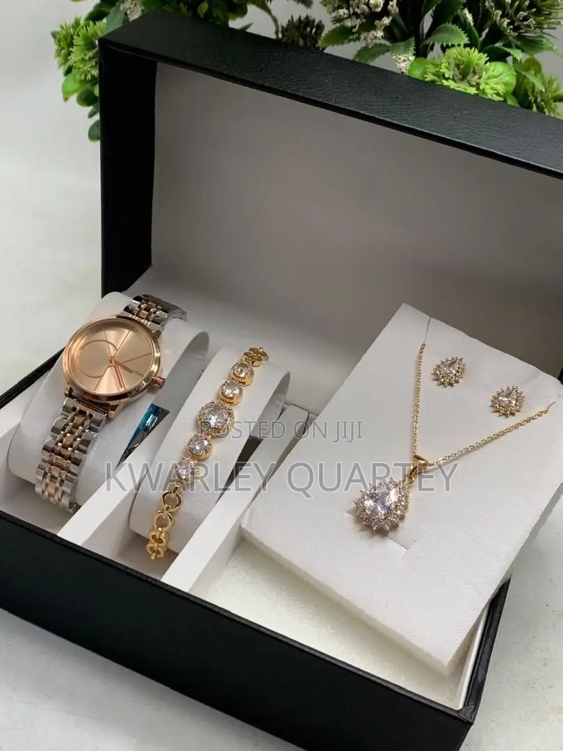 Ladies Jewelry Set
