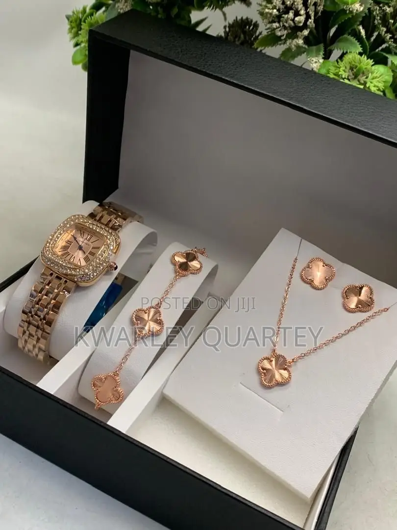 Ladies Jewelry Set