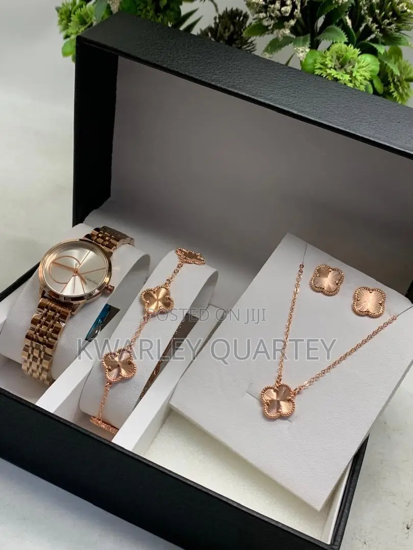 Ladies Jewelry Set