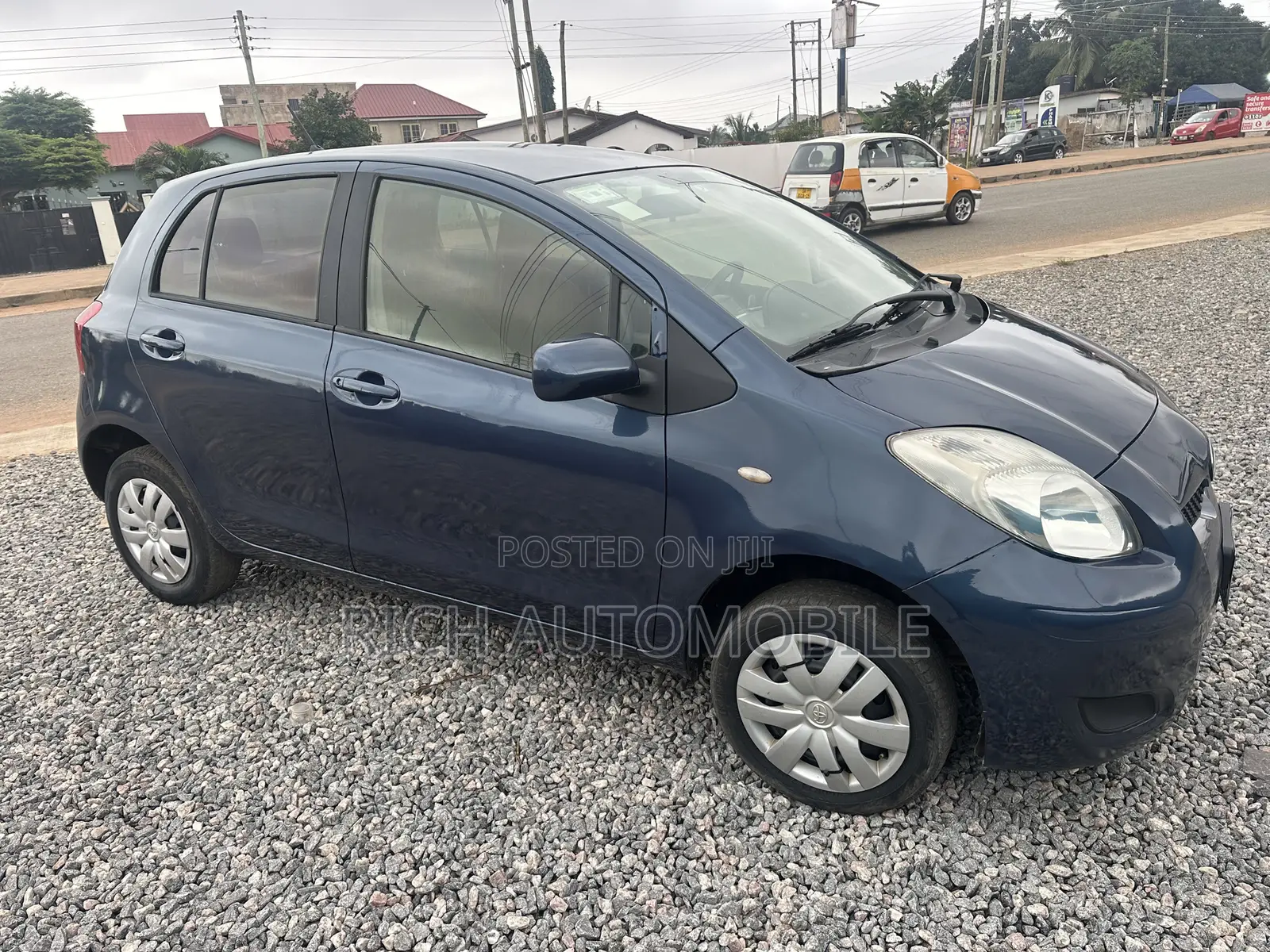 Toyota Vitz 1.3 AWD 5dr 2008 Blue