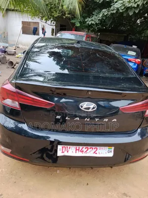 Hyundai Elantra 2020 Black