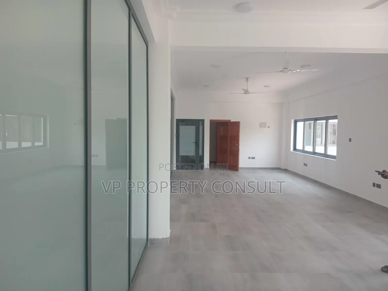 Very Spacious Office Space at Tseaddo