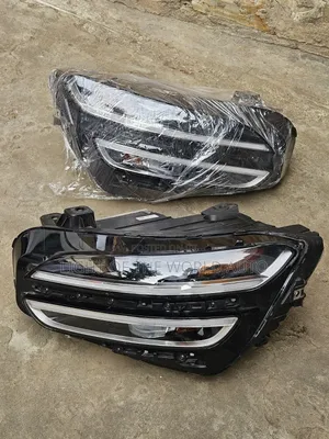 Genesis Gv70 Headlight With Chargers
