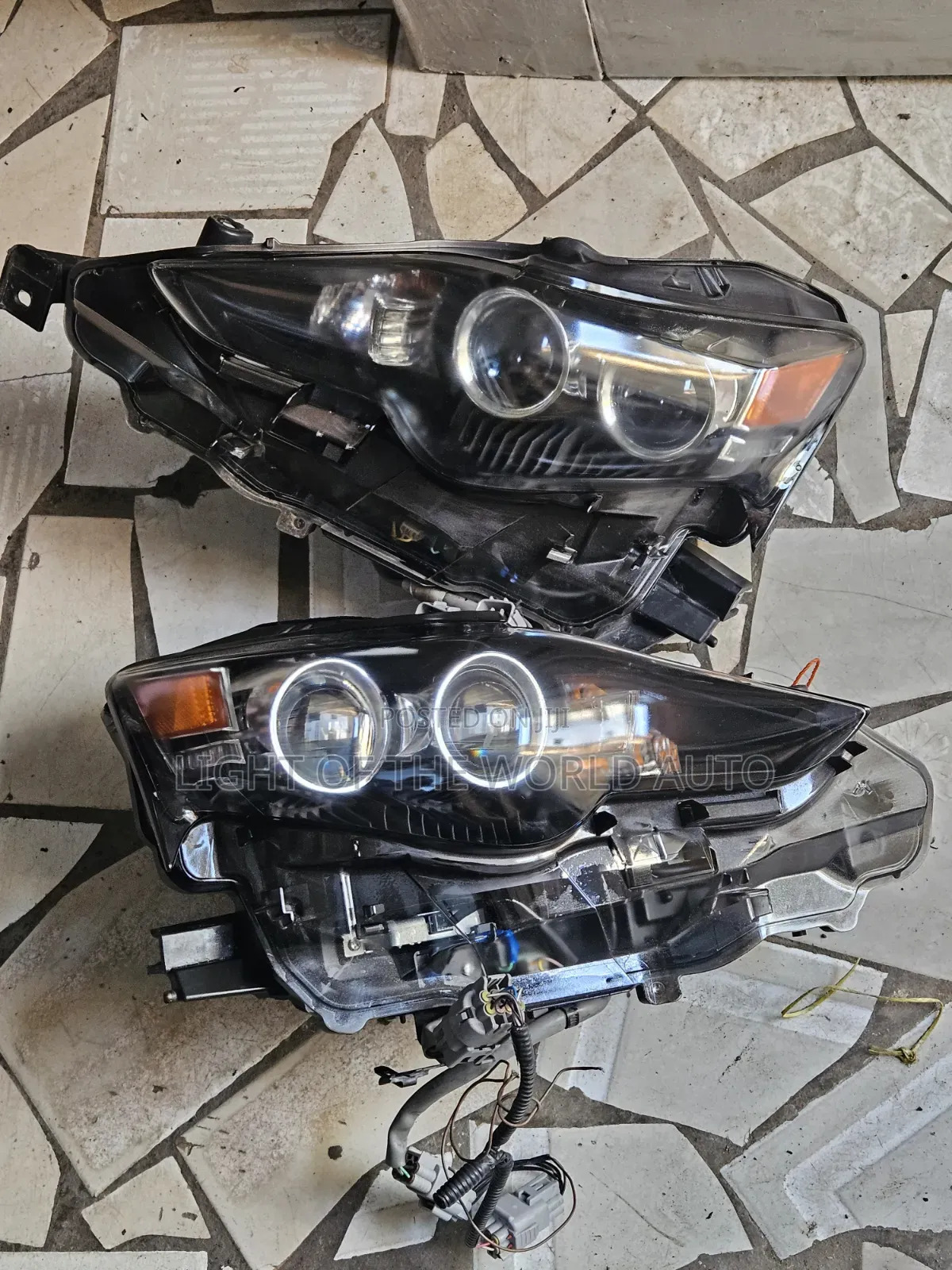 Lexus Is250 Headlight Available