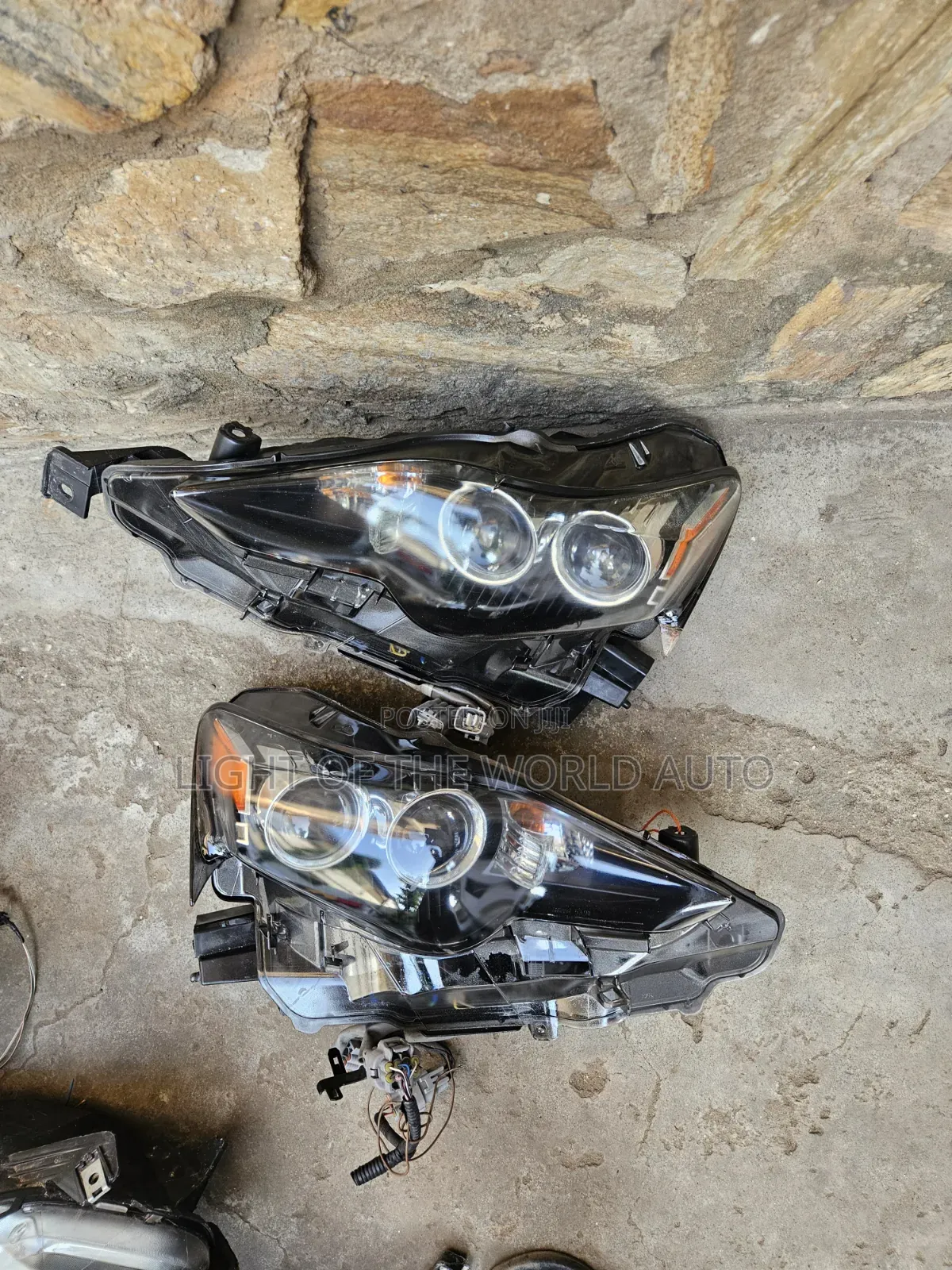 Lexus Is250 Headlight Available
