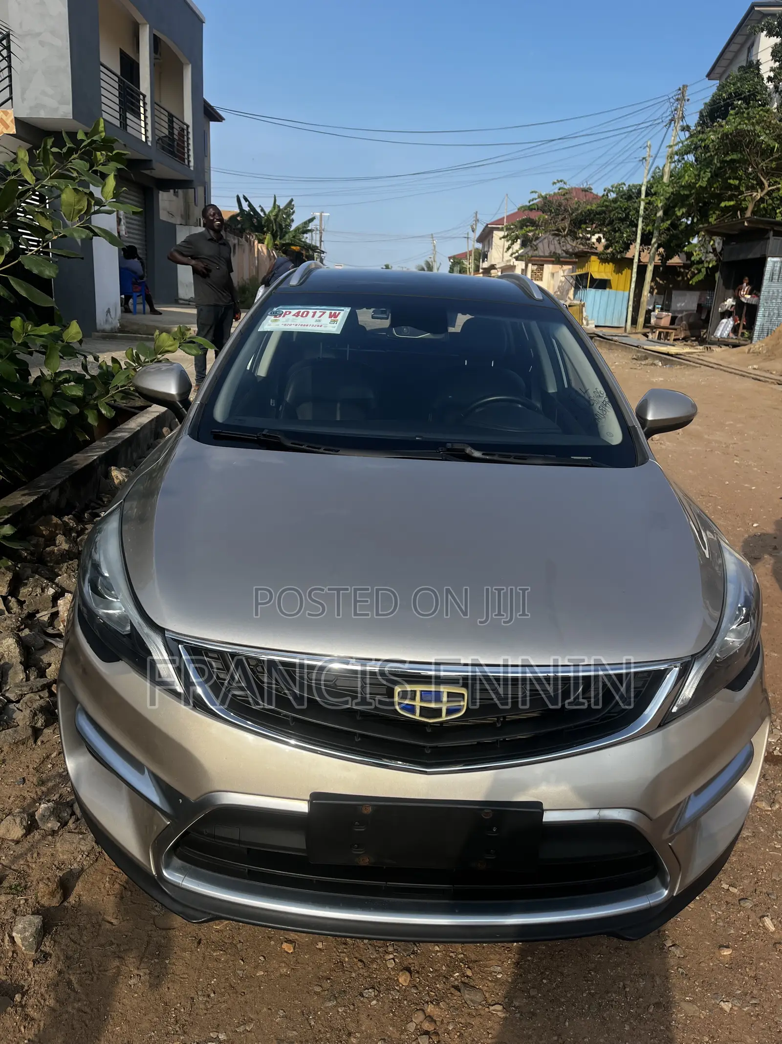 Geely Emgrand EV450 2018 Gold