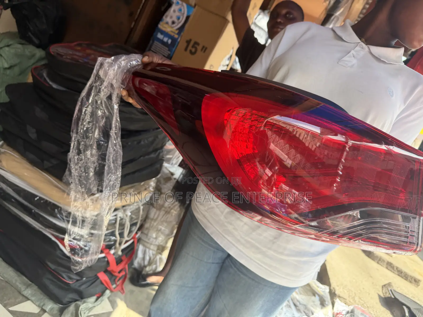HYUNDAI ELANTRA TAILIGHT ( 1 Side )