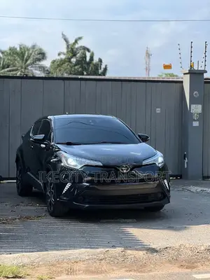 Toyota C-HR XLE FWD 2019 Black