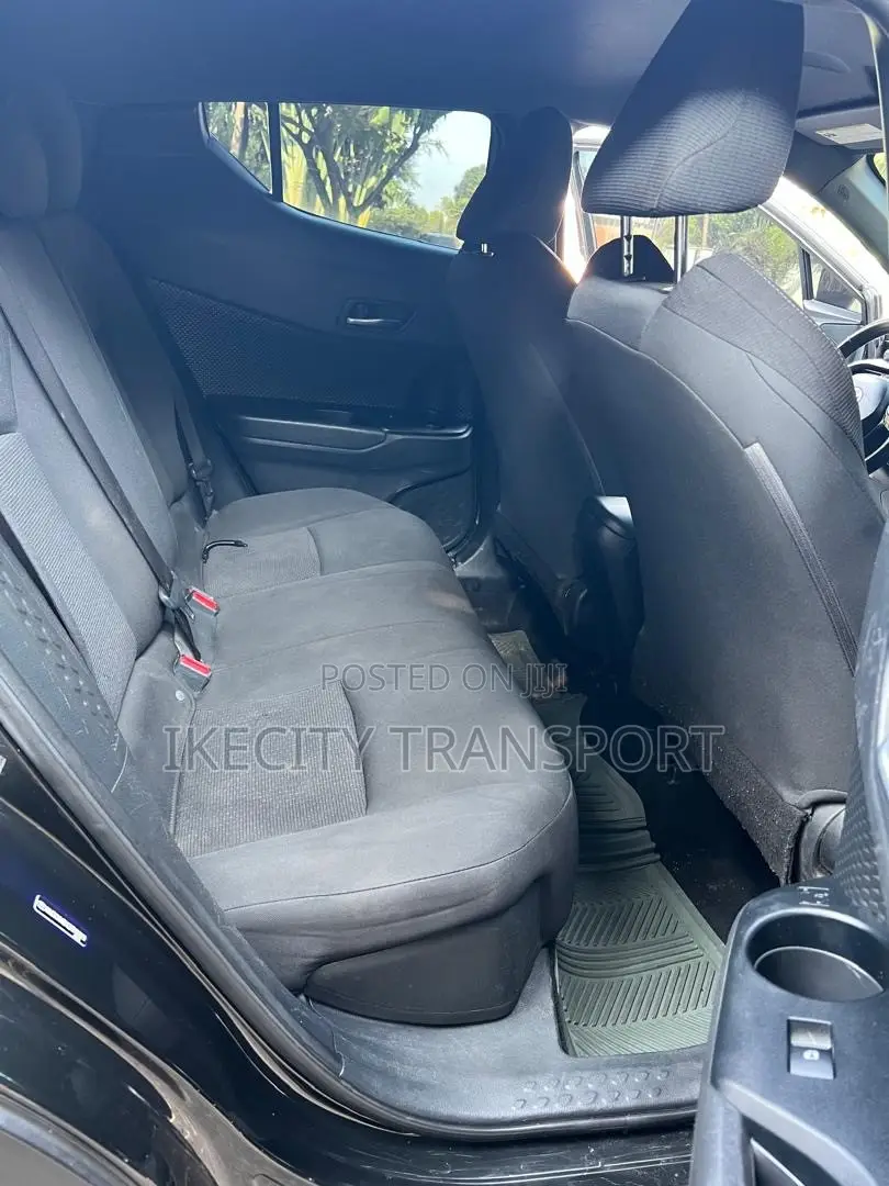 Toyota C-HR XLE FWD 2019 Black