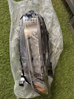 Honda Accord 2018,2020,2019,2022,2021, Headlight Available