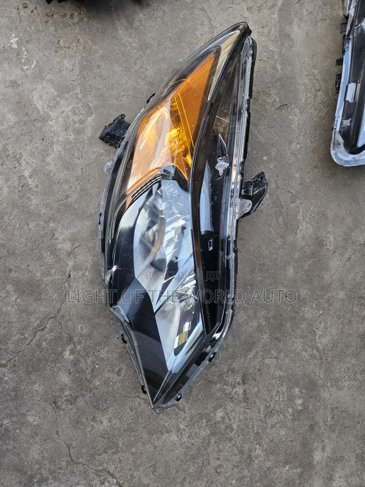Honda Civic One Door Headlight 2014