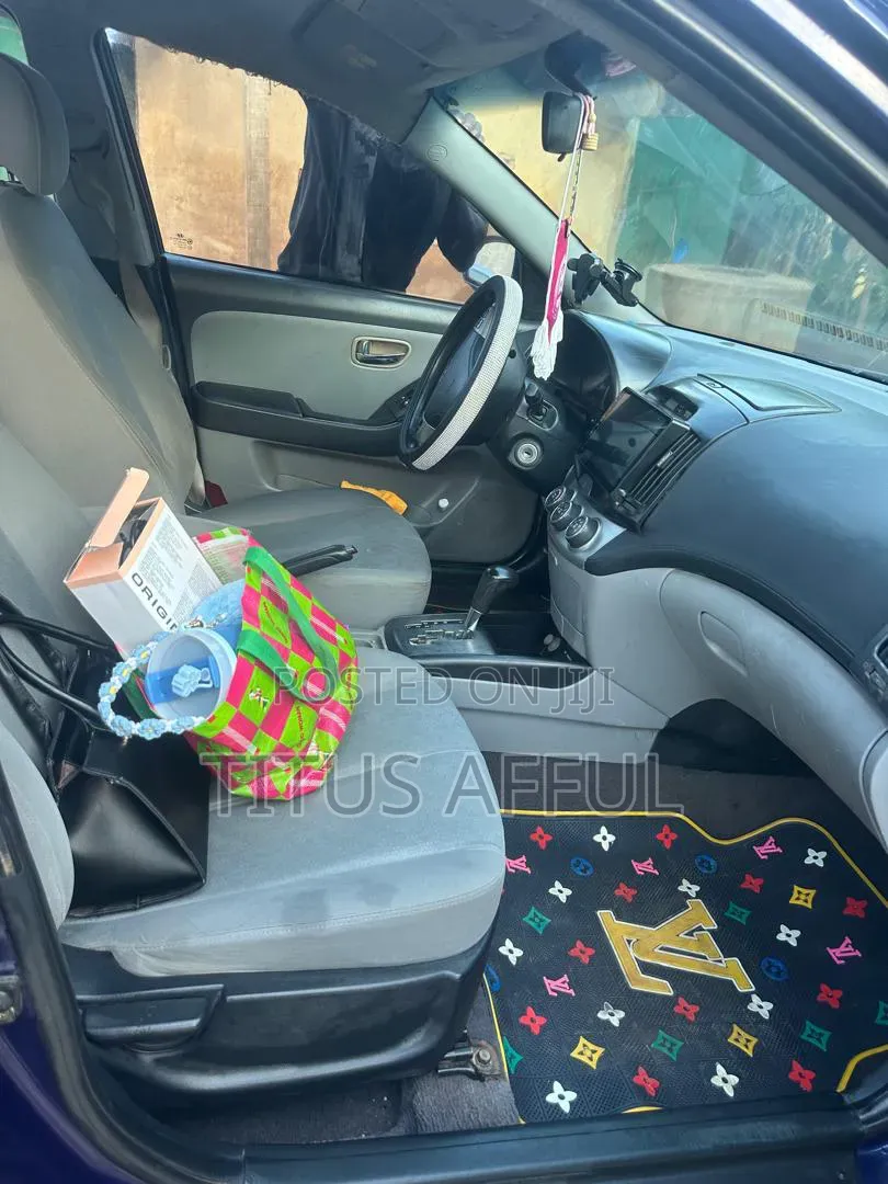 Hyundai Elantra 2007 Blue