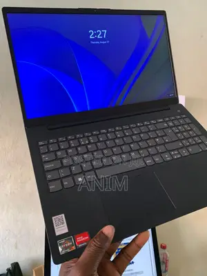 Laptop Lenovo 16GB AMD Ryzen 7 SSD 512GB