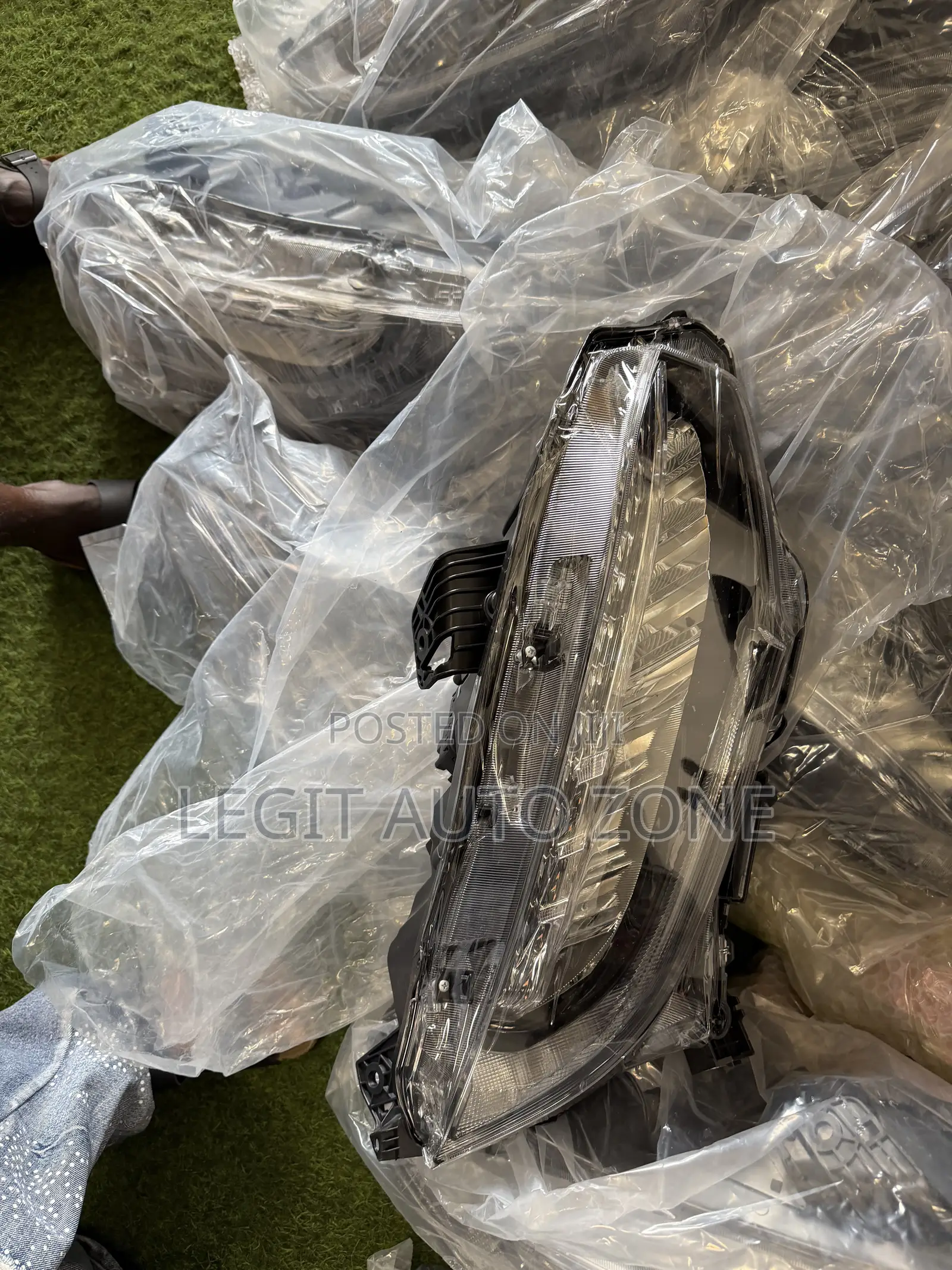 Honda Civic 2017,2019,2018,2020,2021, Turing Headlight Available