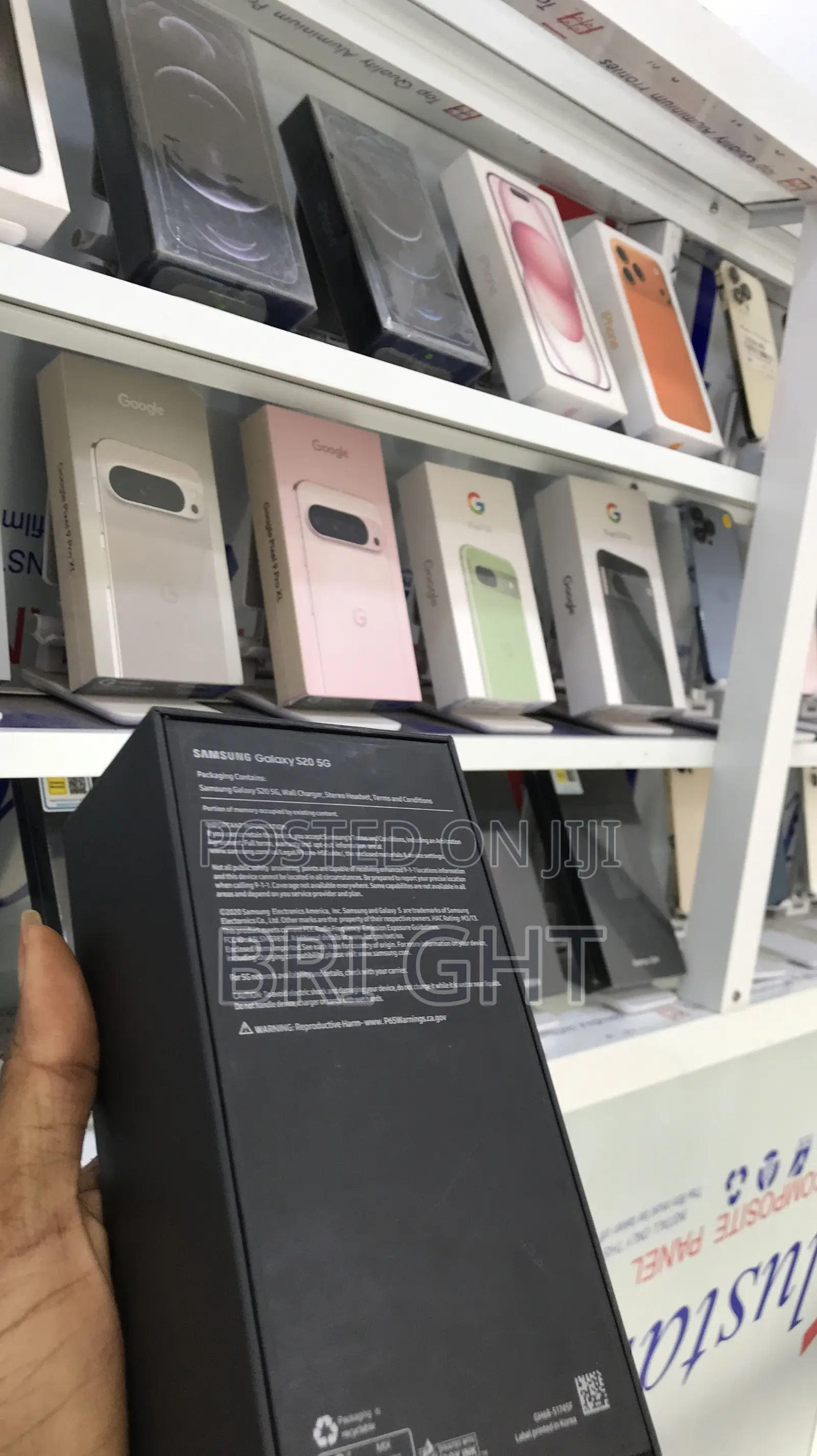 New Samsung Galaxy S20 128 GB Gray