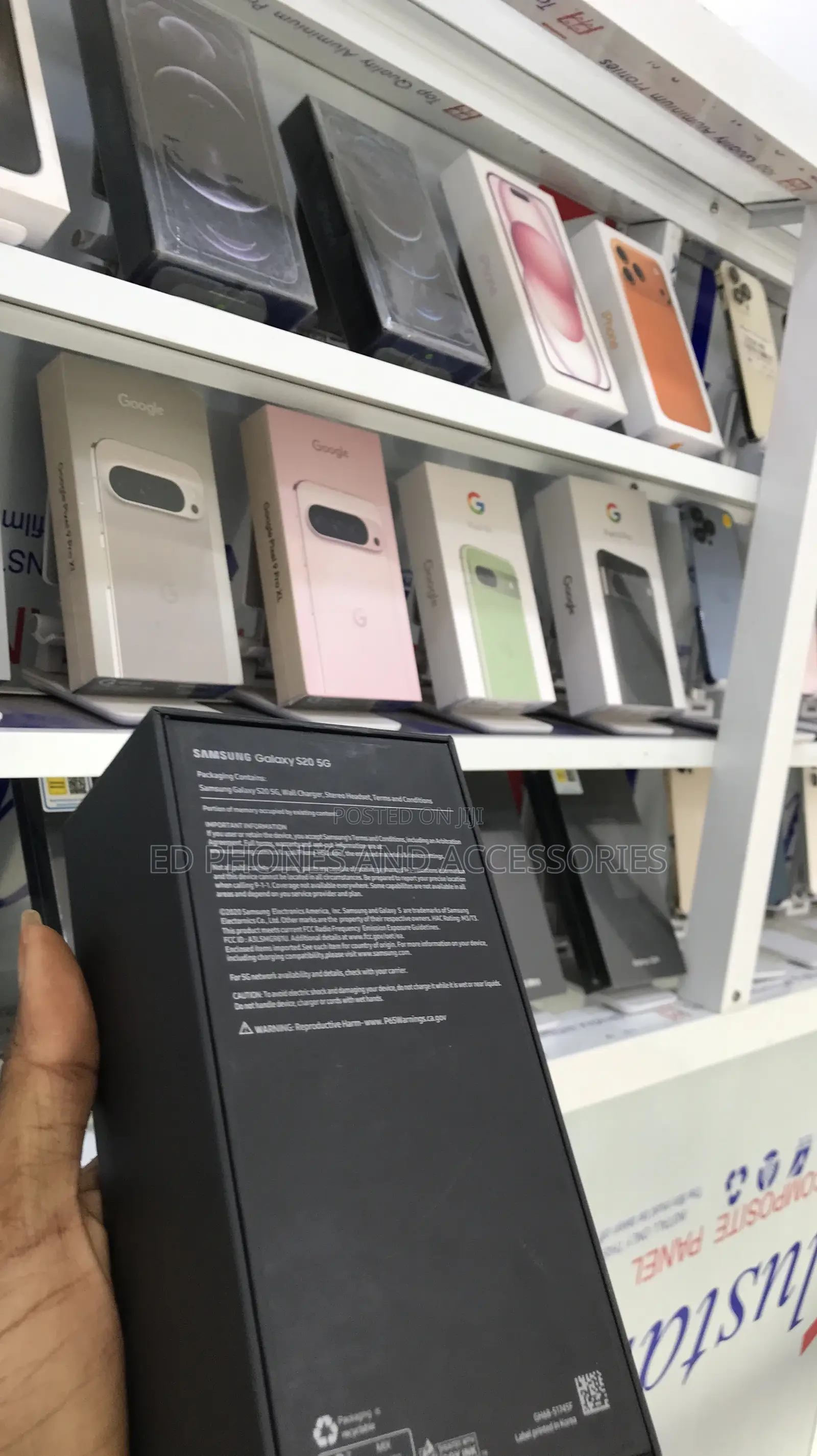 New Samsung Galaxy S20 128 GB Gray