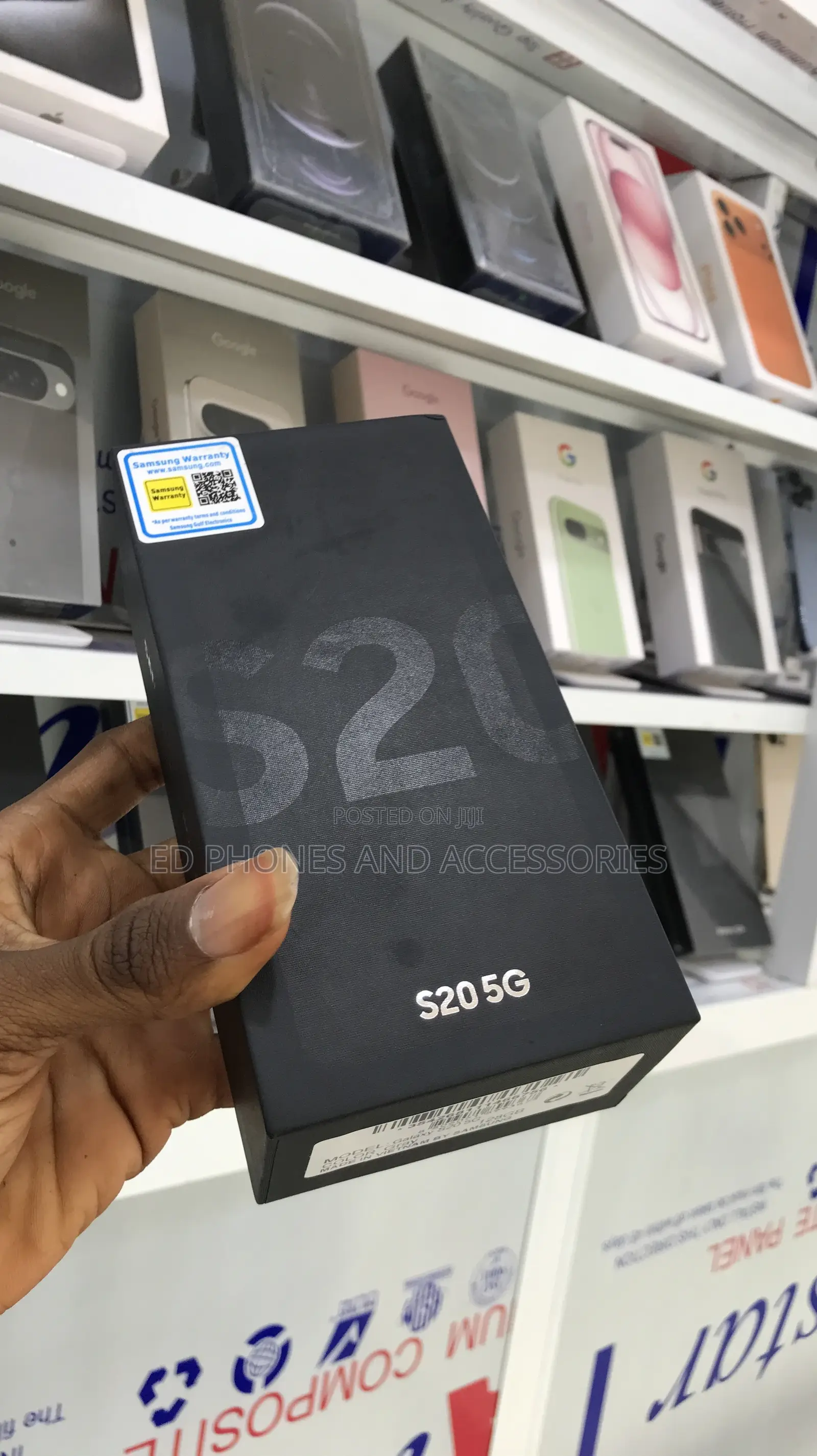 New Samsung Galaxy S20 128 GB Gray