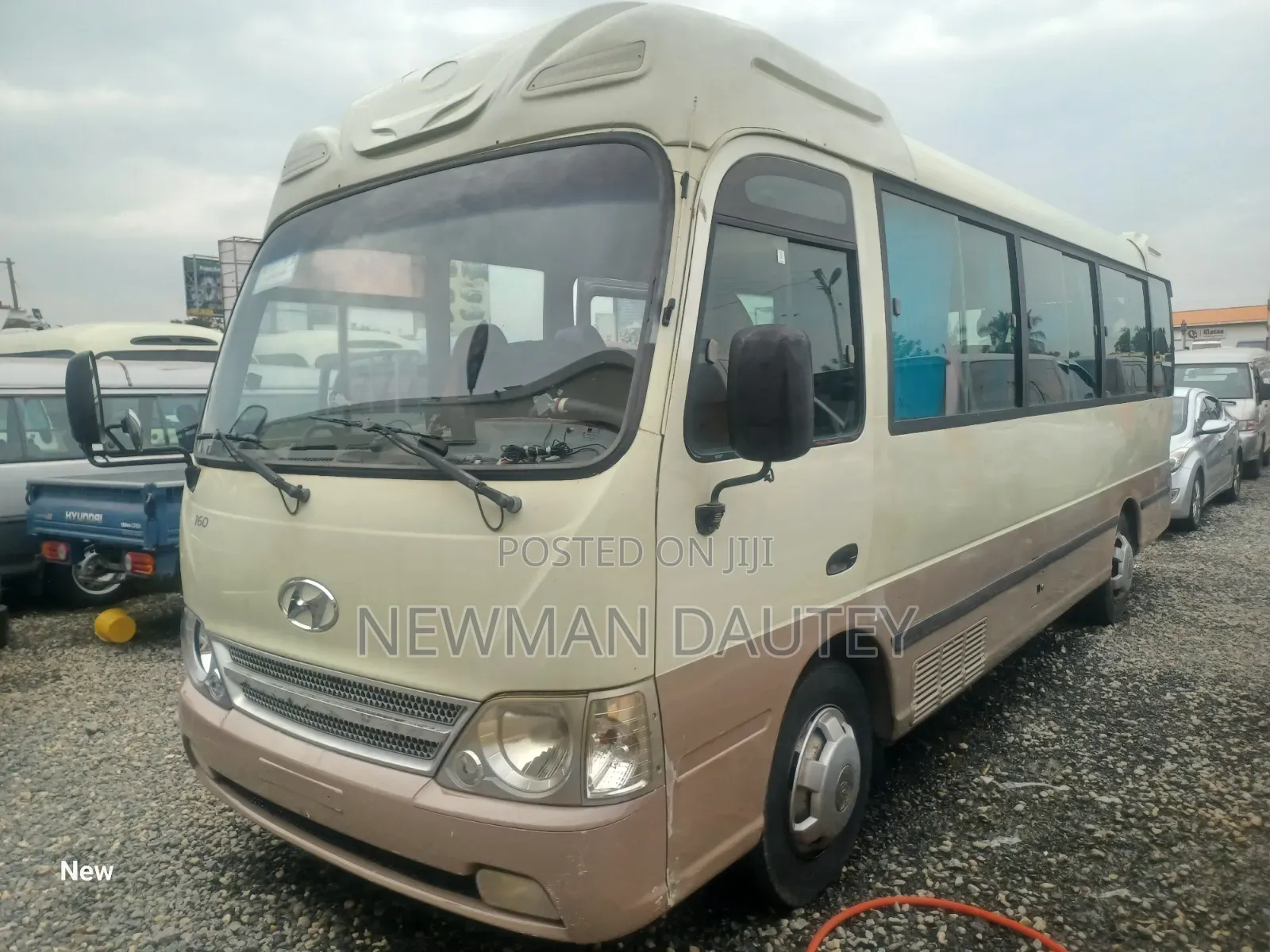 Hyundai County 2015 Beige