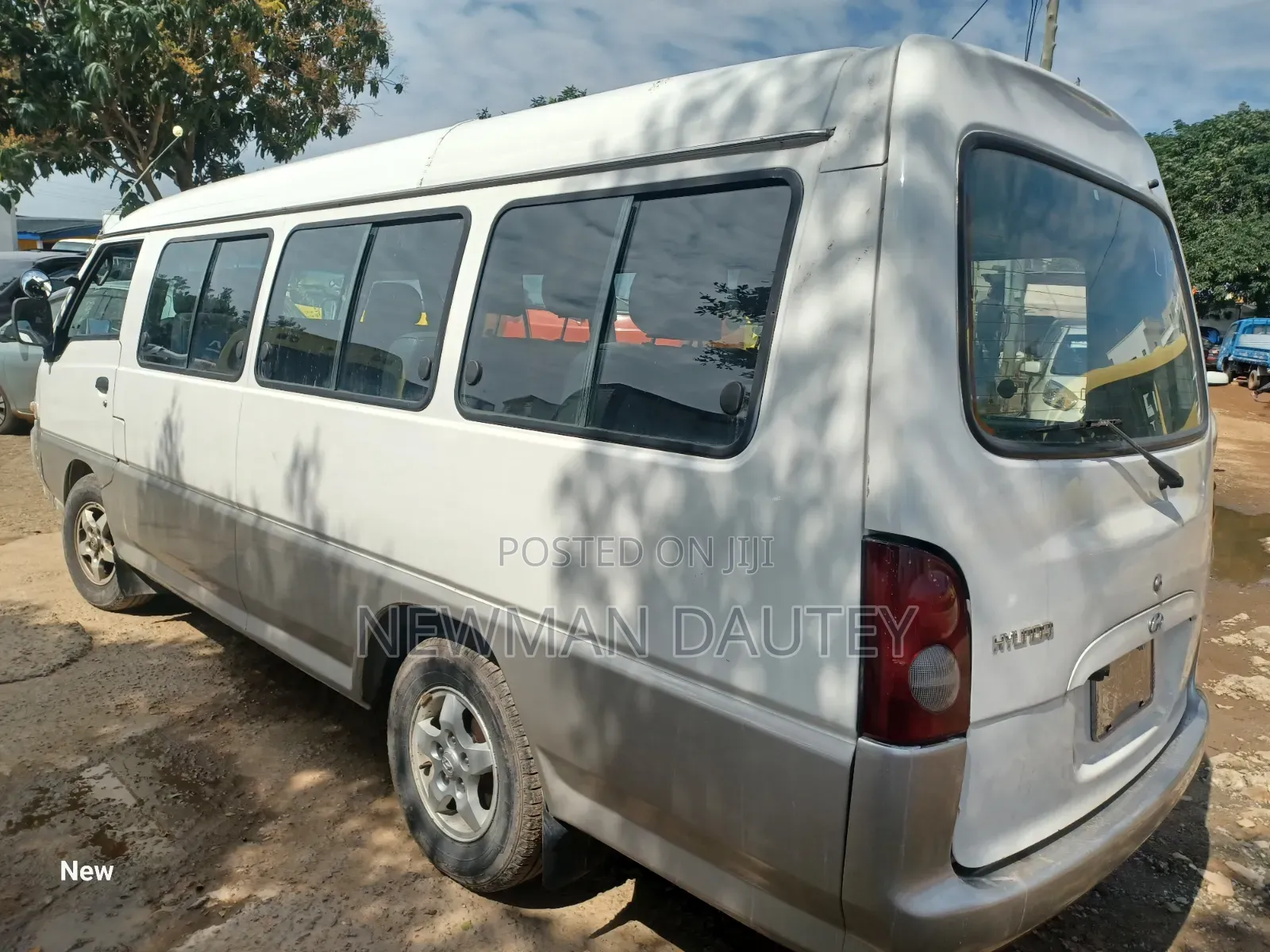 Hyundai H-100 2004 White