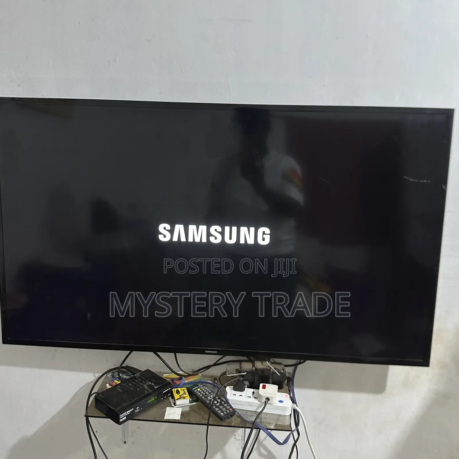 50inches Samsung TV