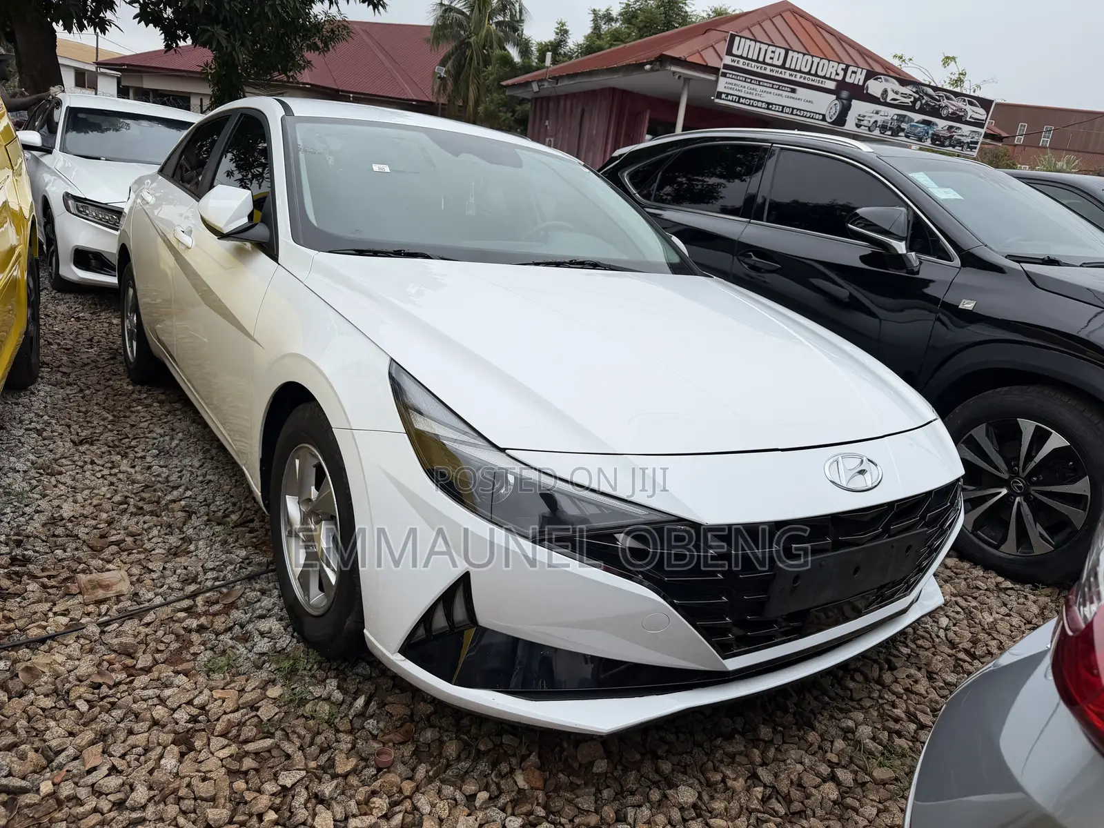 Hyundai Elantra 2022 White