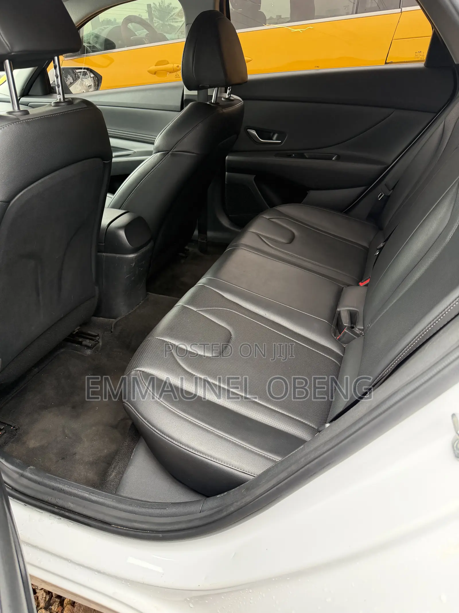 Hyundai Elantra 2022 White