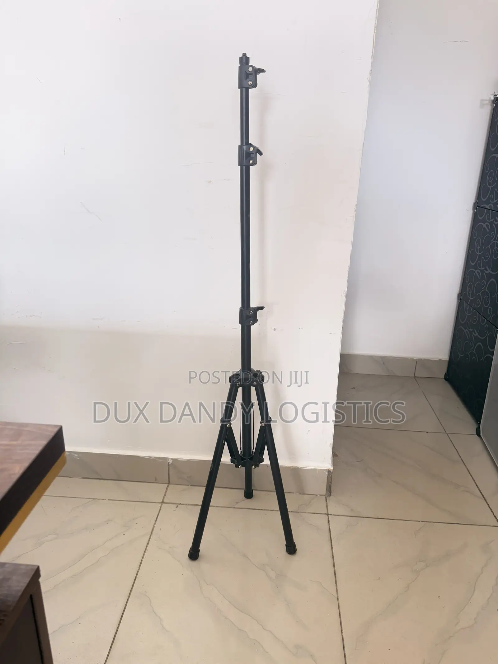 Tripod Stand