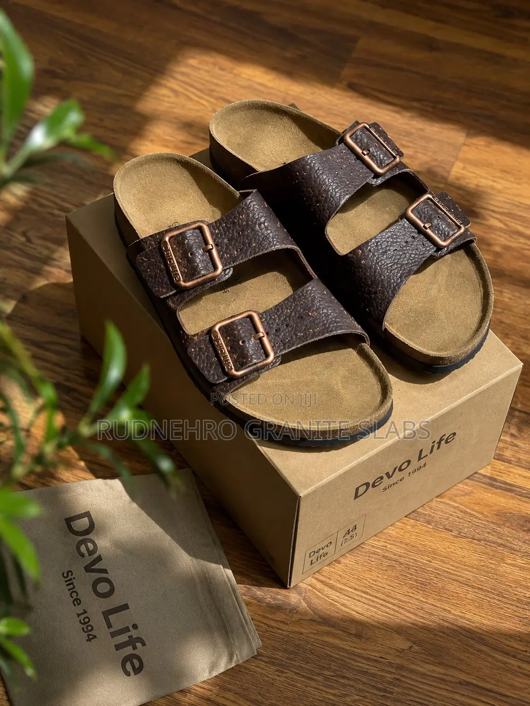 Devo Lif Unisex Slippers