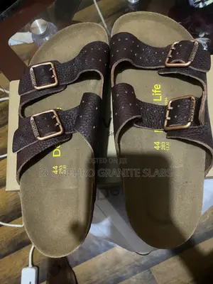 Devo Lif Unisex Slippers