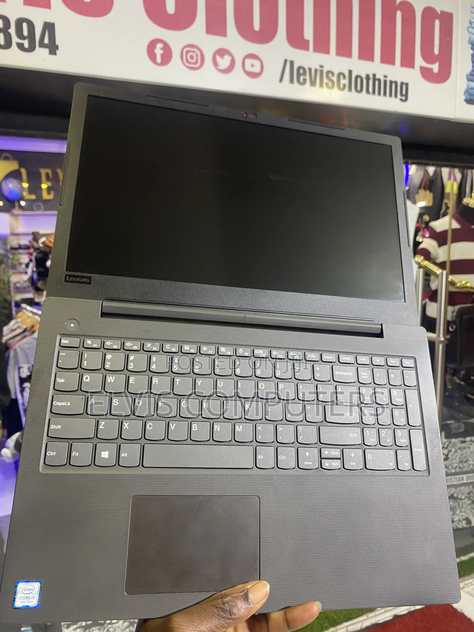 Laptop Lenovo V130-15IKB 8GB Intel Core i5 SSD 256GB