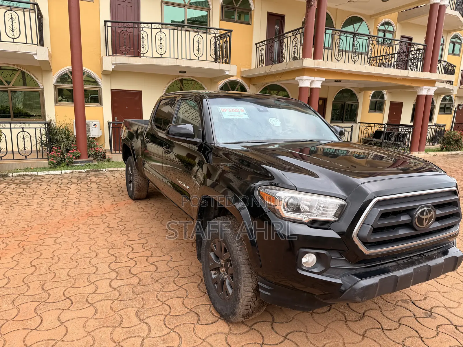 Toyota Tacoma SR5 Double Cab 6' Bed V6 AT 2023 Black