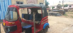 Bajaj RE 2015 Red