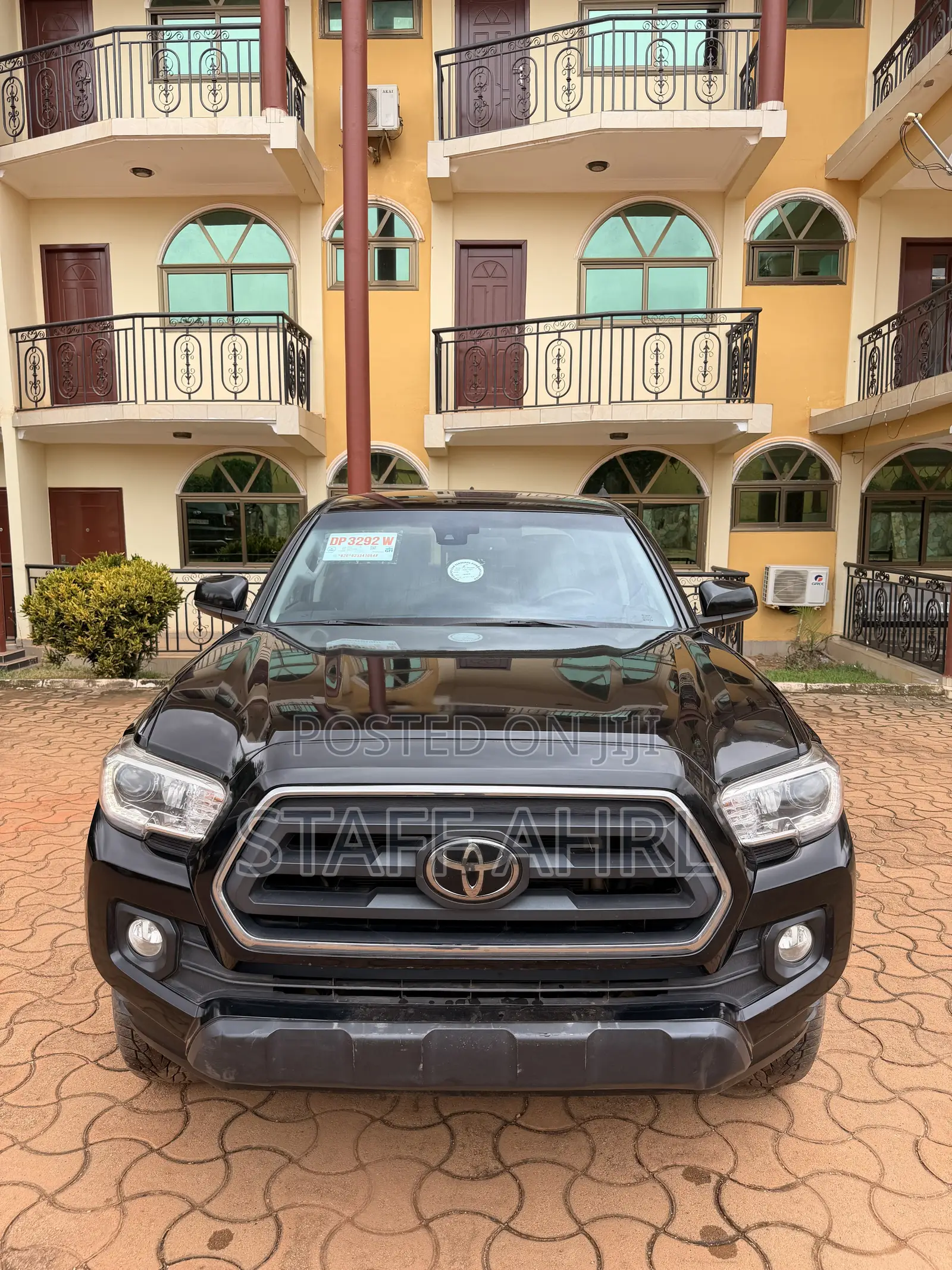 Toyota Tacoma SR5 Double Cab 6' Bed V6 AT 2023 Black