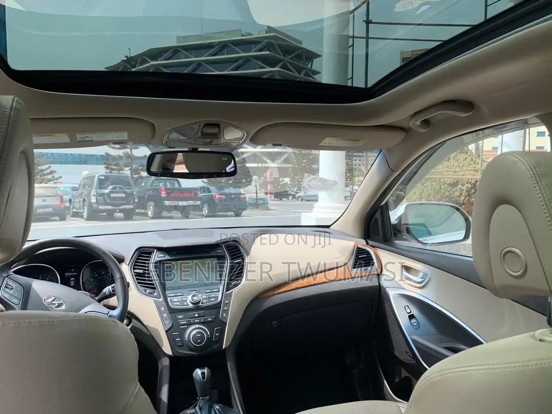 Hyundai Santa Fe Limited Ultimate AWD 2017 White