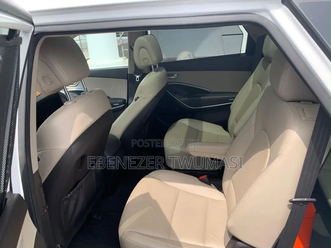 Hyundai Santa Fe Limited Ultimate AWD 2017 White
