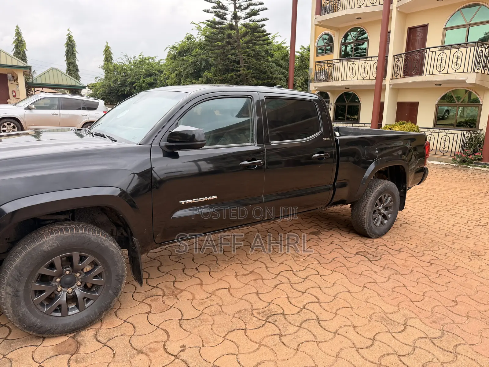 Toyota Tacoma SR5 Double Cab 6' Bed V6 AT 2023 Black