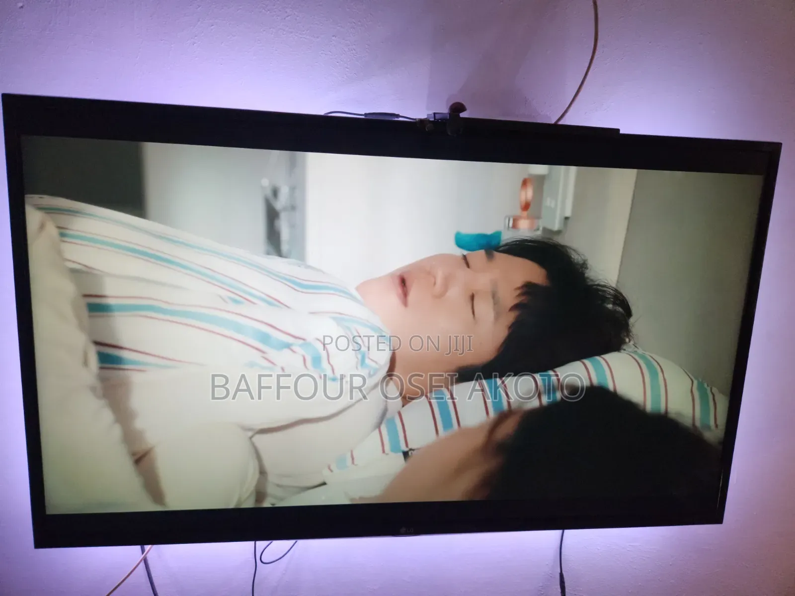 49" LG Smart TV