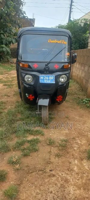 Bajaj RE 2025 Black
