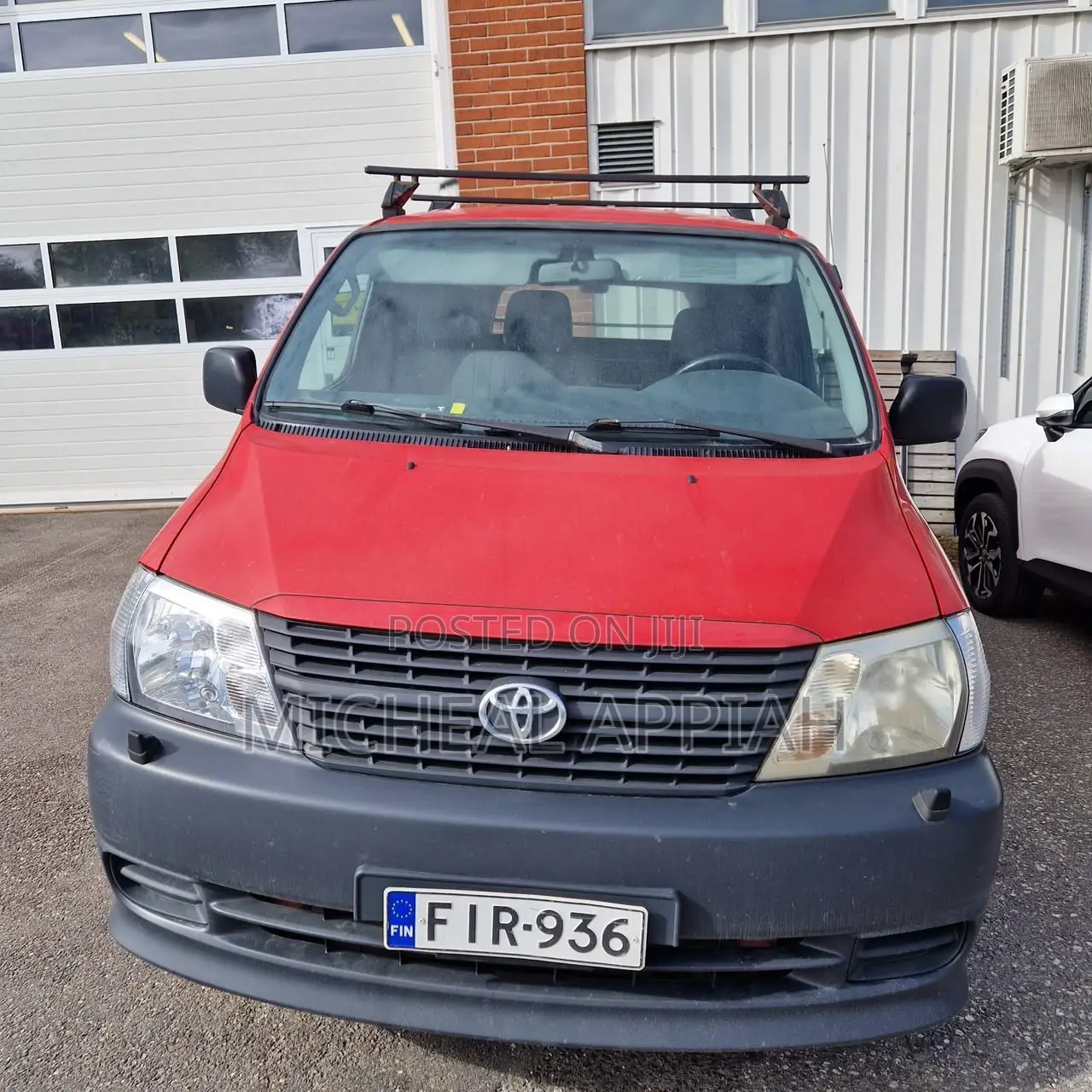 Toyota HiAce 2008 Red
