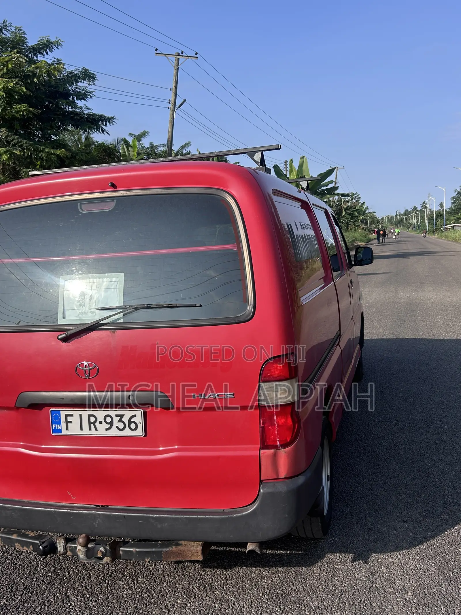 Toyota HiAce 2008 Red