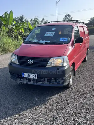 Toyota HiAce 2008 Red